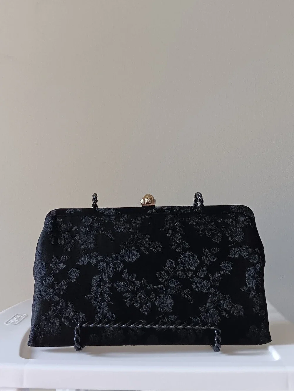 Vintage Textured Clutch Purse Floral Black Silver 9